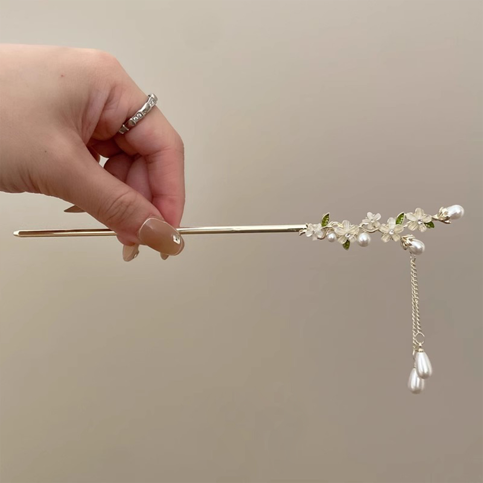 دبوس شعر آمن وجميل للحفلات وال - مراجعة Event Suppliers وسعره